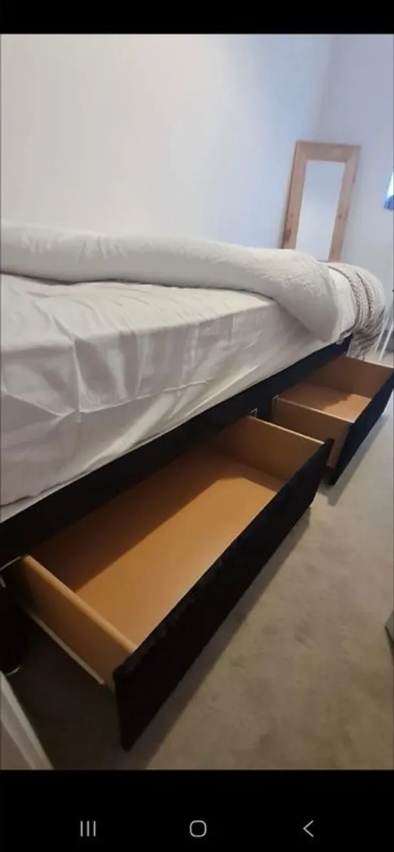 single bed black velvet with drawers - Image 4