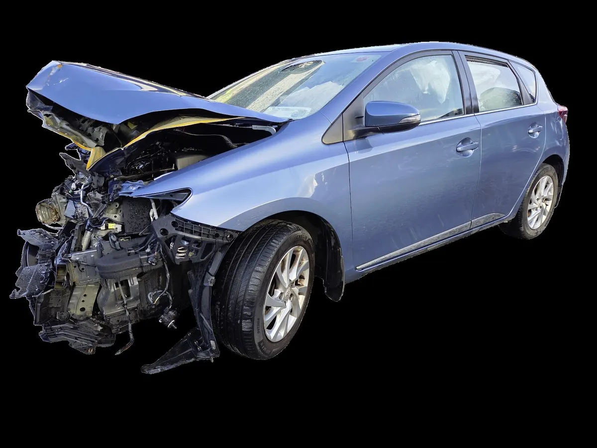2017 TOYOTA AURIS Breaking/Dismantling - Image 1
