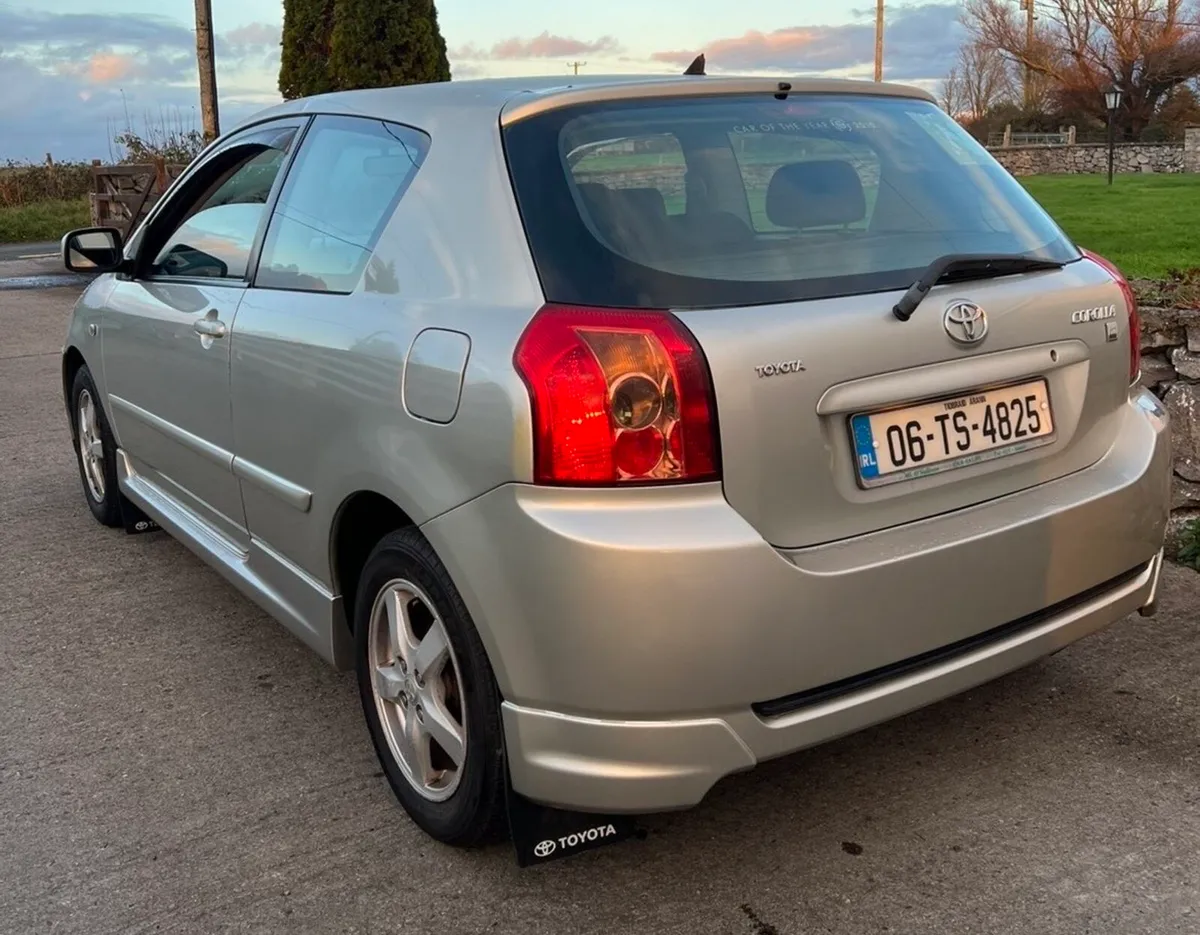 Toyota Corolla 1.6 Vvti - Image 1