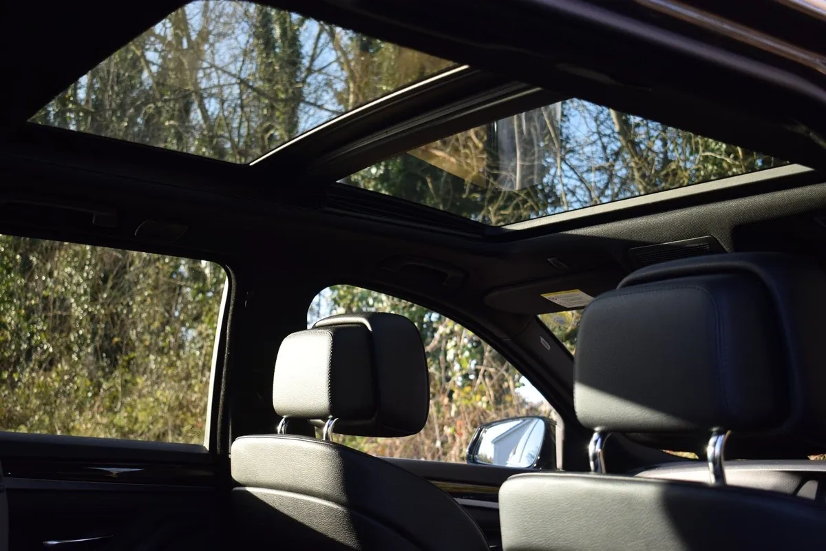 BMW 535d Touring - Image 3
