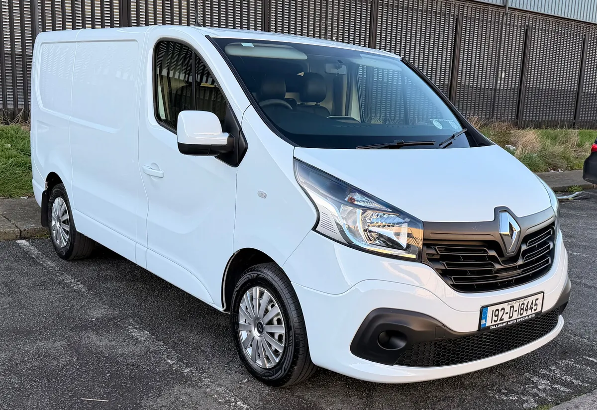 192 Renault Trafic High Spec - Image 1