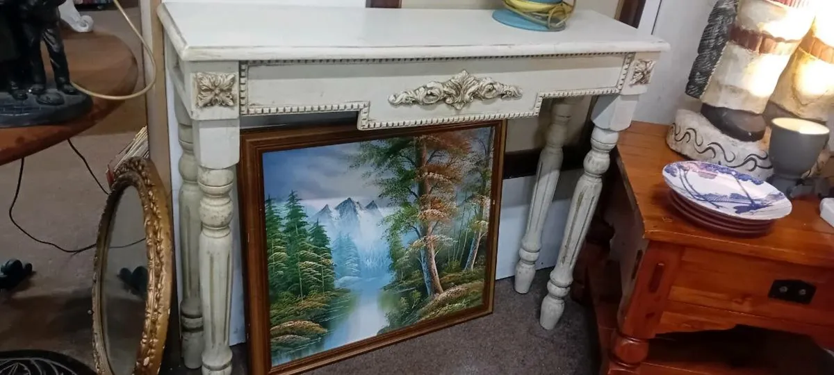 Modern Decorative Console Table