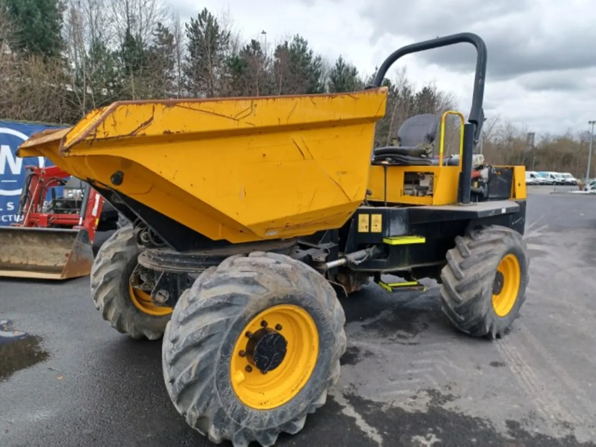 JCB 6T Swivel Dumper For Auction - Image 1
