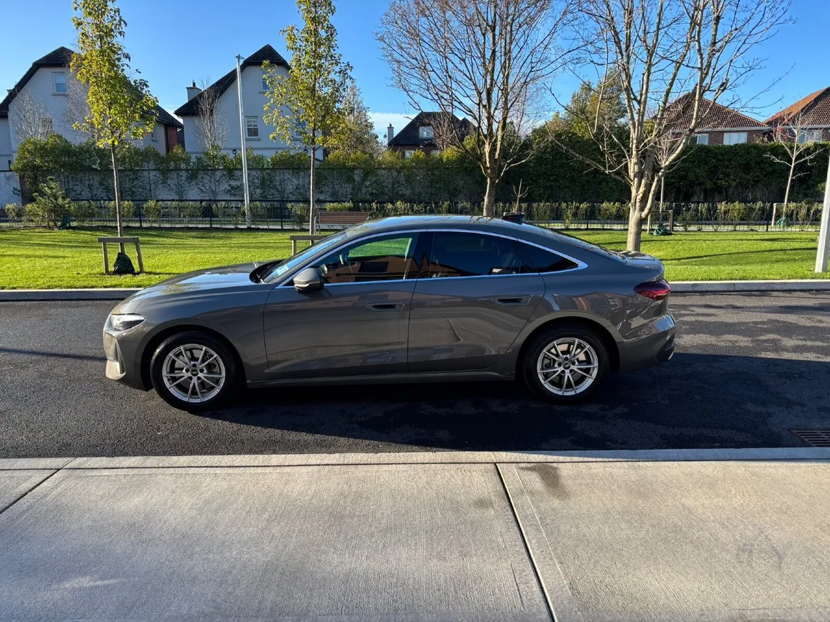 Audi A5 2025 TDI 2.0L  A/T - Image 2