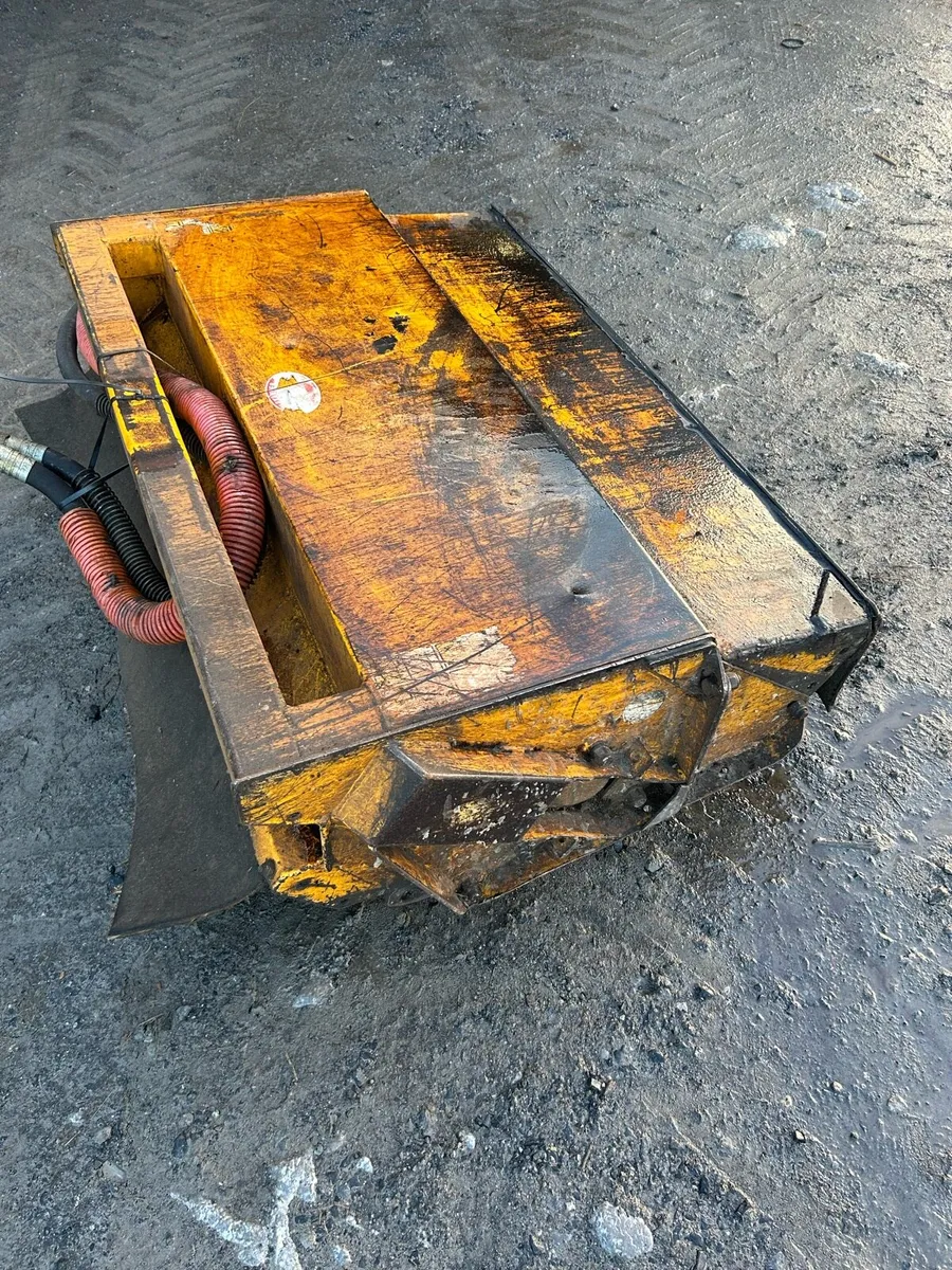 McConnell flail head - Image 2