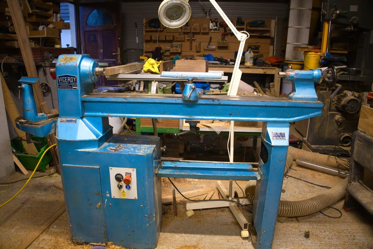 Lathe . Viceroy Woodturning Lathe - Image 1