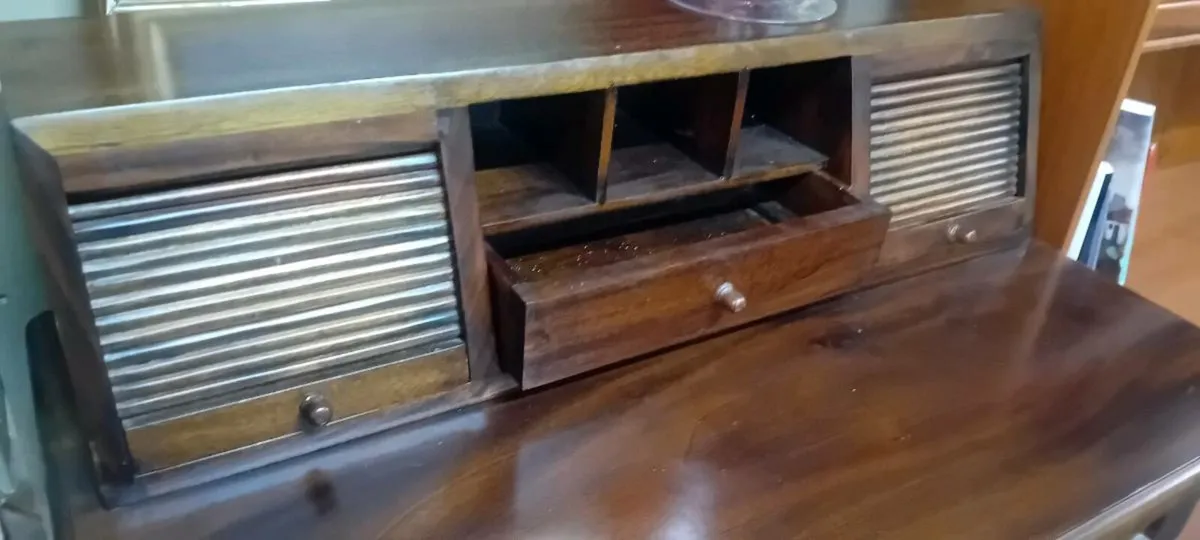 Small Mahogany Office Desk - Image 4