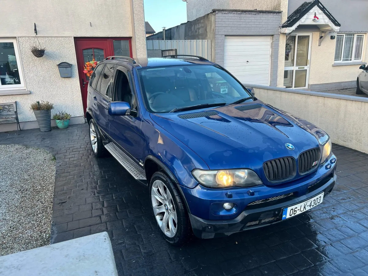 BMW X5 - Image 2