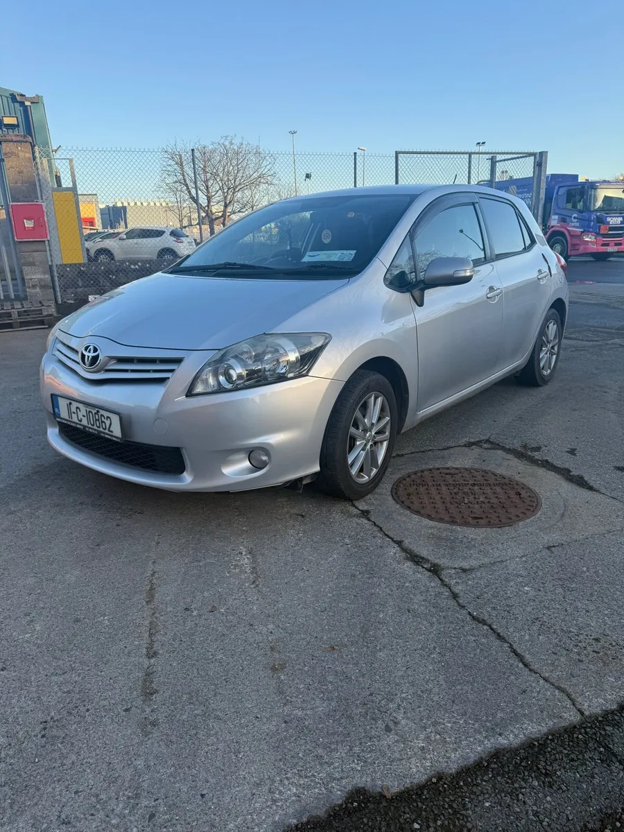 2011 Toyota Auris - Manual, perfect condition !🚙 - Image 2