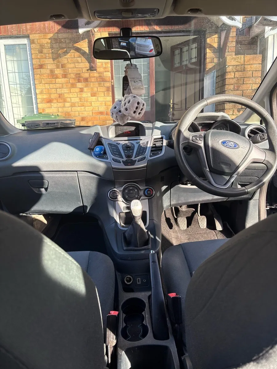 2010 Ford Fiesta - Bluetooth - Image 4