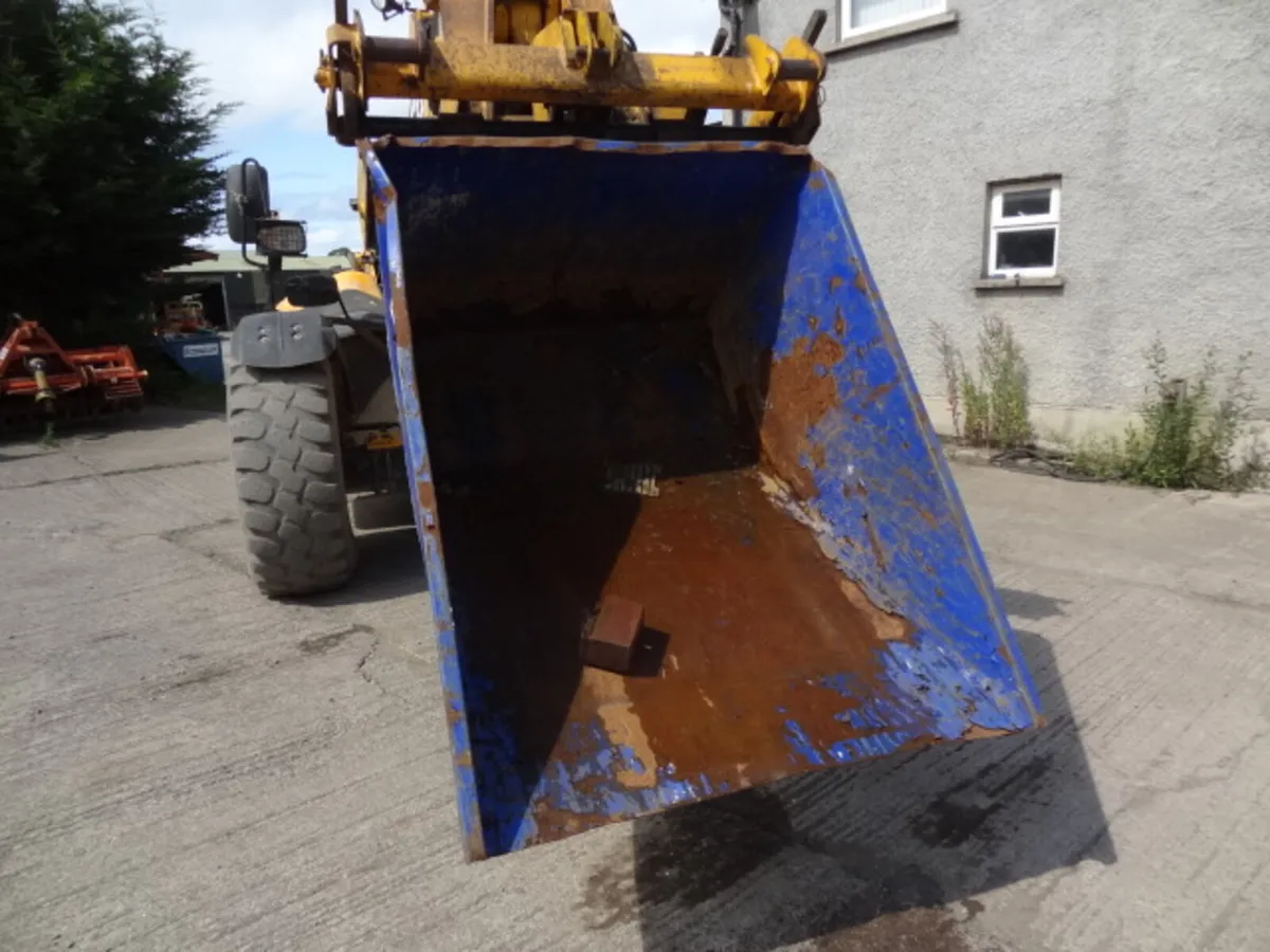 Forklift Tip Skips - Image 3