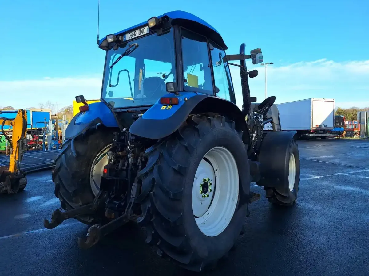 2008 New Holland TM120 Tractor For Auction - Image 2