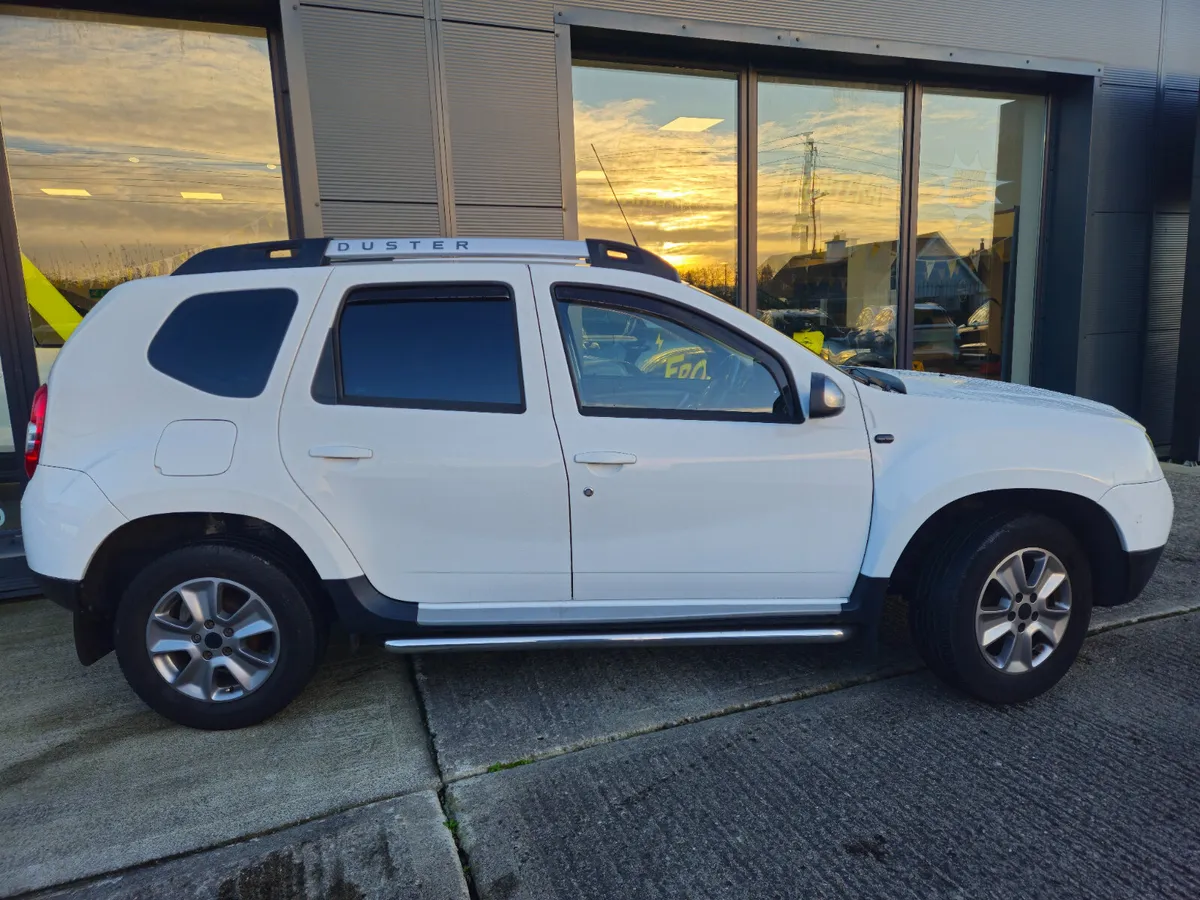 Dacia Duster 1.5 Diesel - Image 3