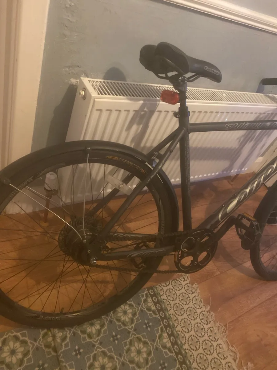 Good quality hybrid bike, - Image 3