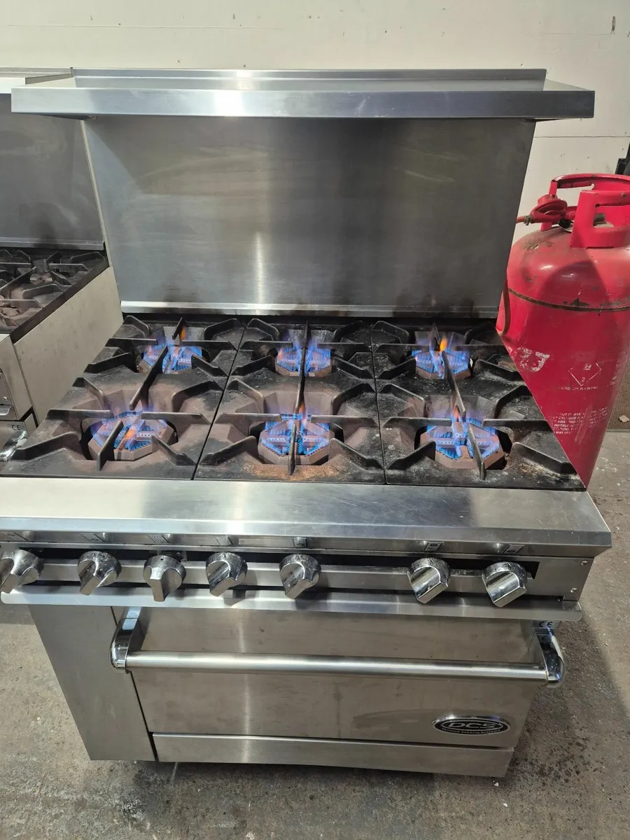 Gas cookers - Image 1