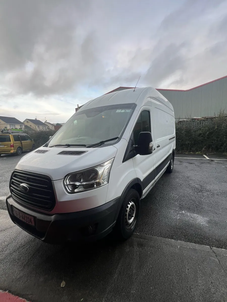 Ford transit. - Image 2