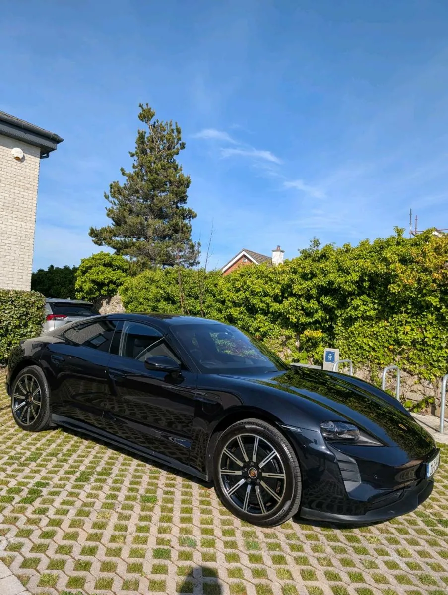 Porsche Taycan 4S LOW MILAGE! 🇮🇪🚗 - Image 2