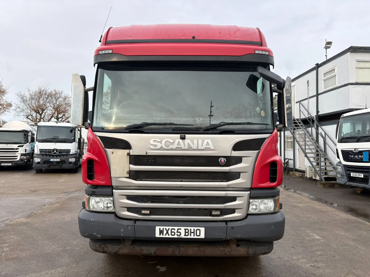 SCANIA 8X4 CHASSIS DOUBLE DIFF - Image 3