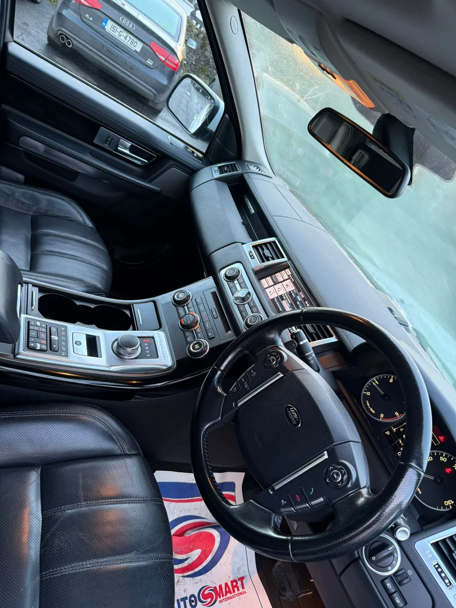 Landrover Range Rover 2 seat comm - Image 4