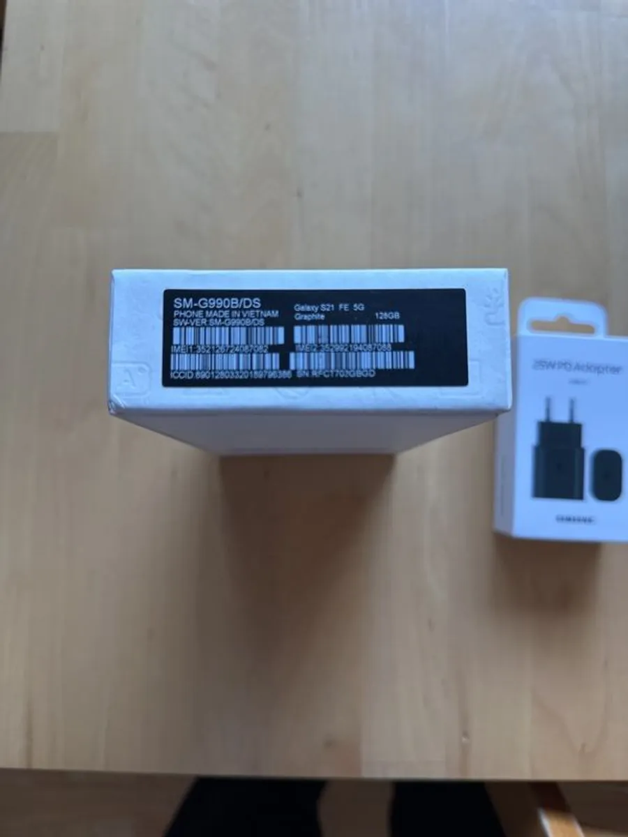 Samsung S21 fe 5G 128gb - Image 3