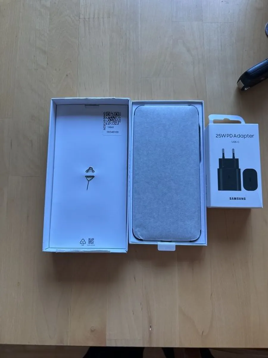 Samsung A35 5G 128 gb - Image 3