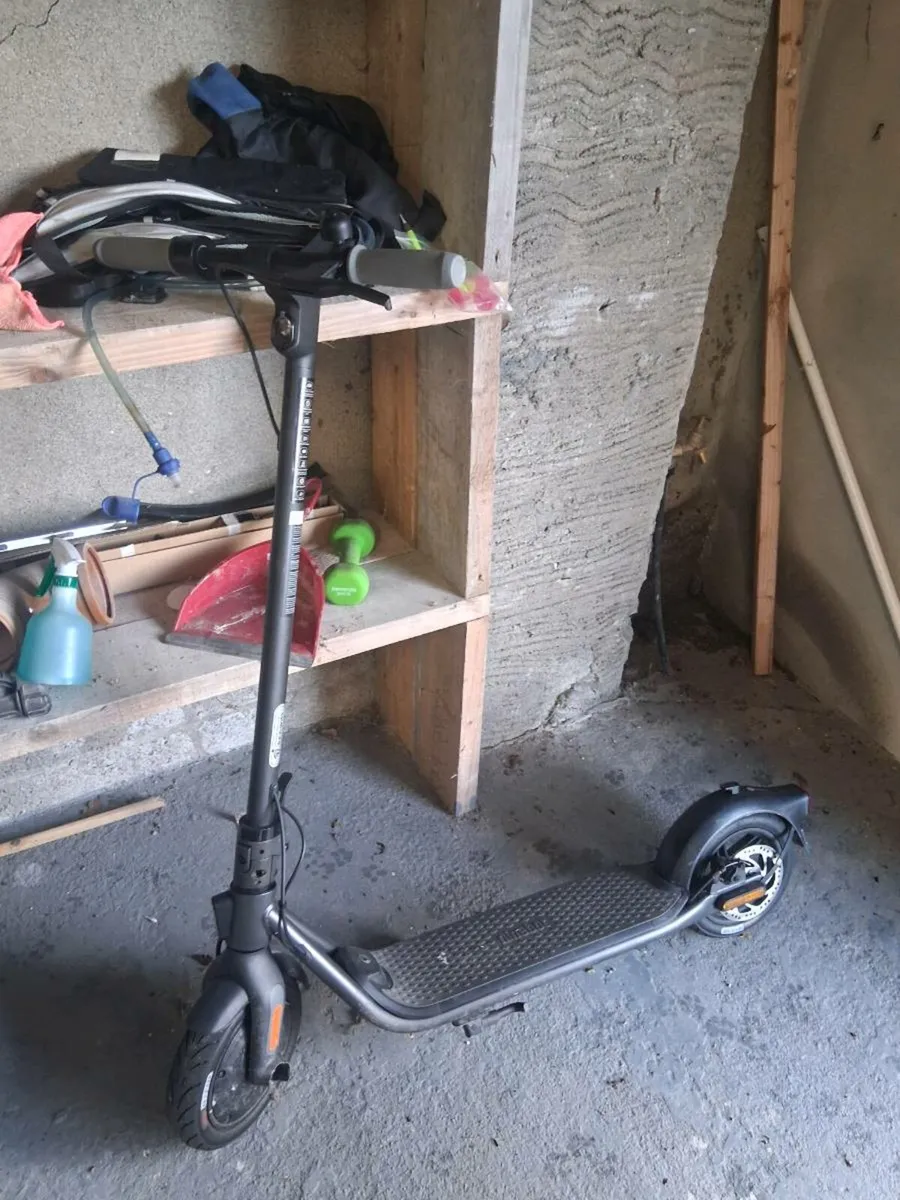 E scooter - Image 1