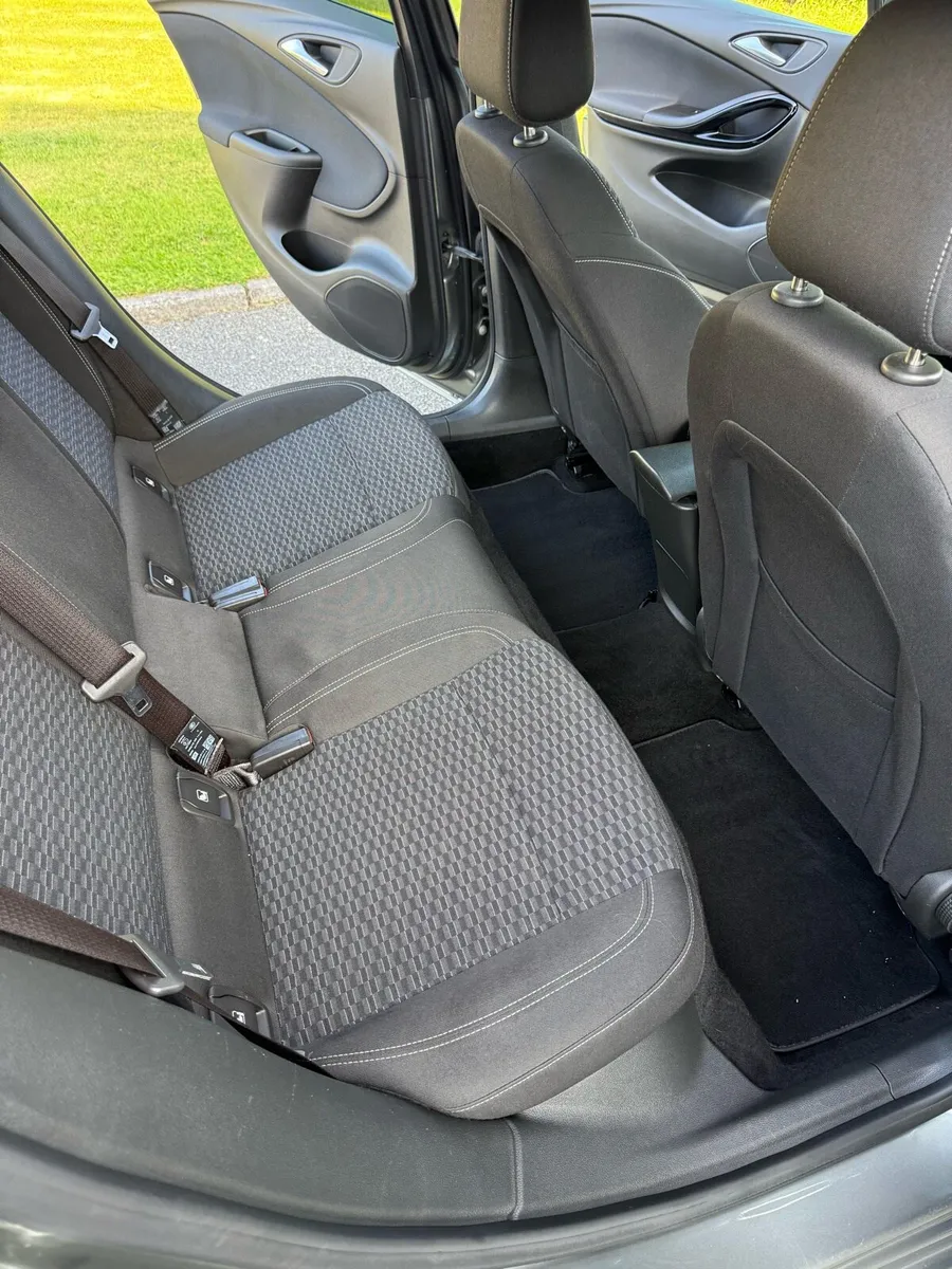 182 OPEL ASTRA SRI 1.6 CDTI AUTOMATIC - Image 4