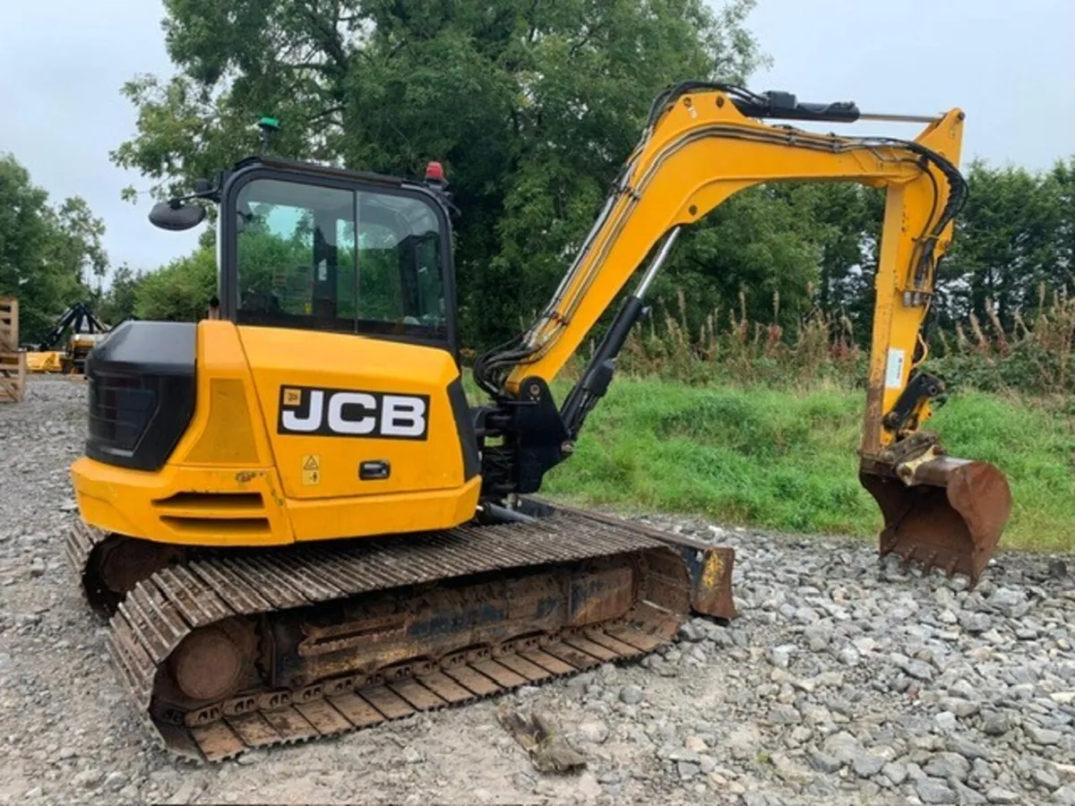 JCB 86C 2014 ON 30" PADS - Image 1