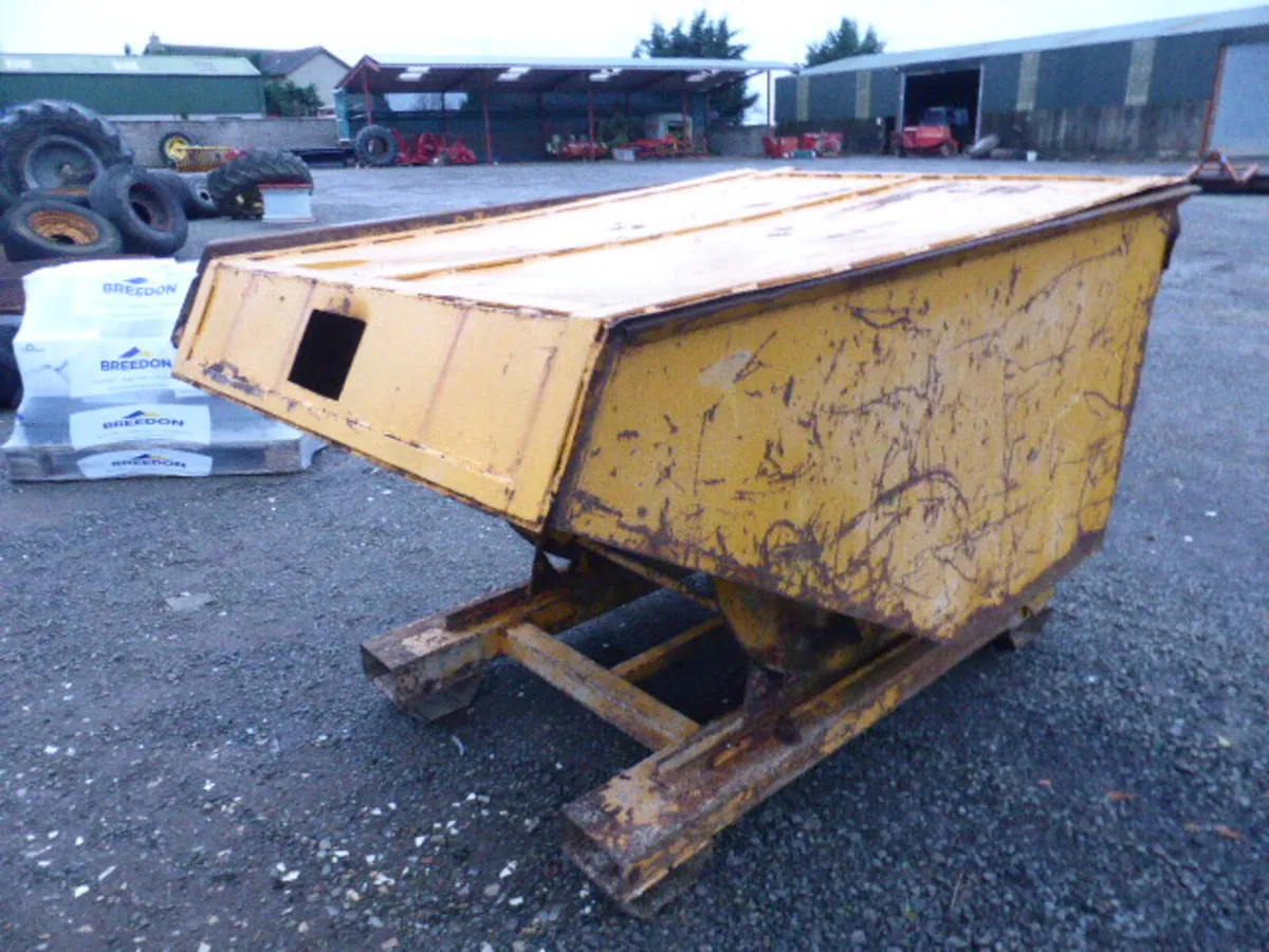 Portable Yellow Forklift Tip Skip with Lid - Image 1