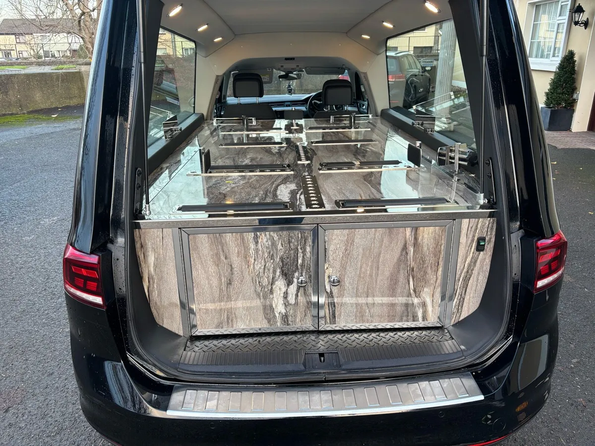 Volkswagen Passat hearse for sale - Image 3