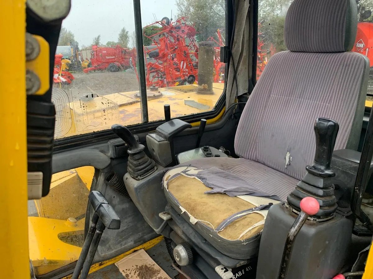 KOMATSU PC95,1999 - Image 4