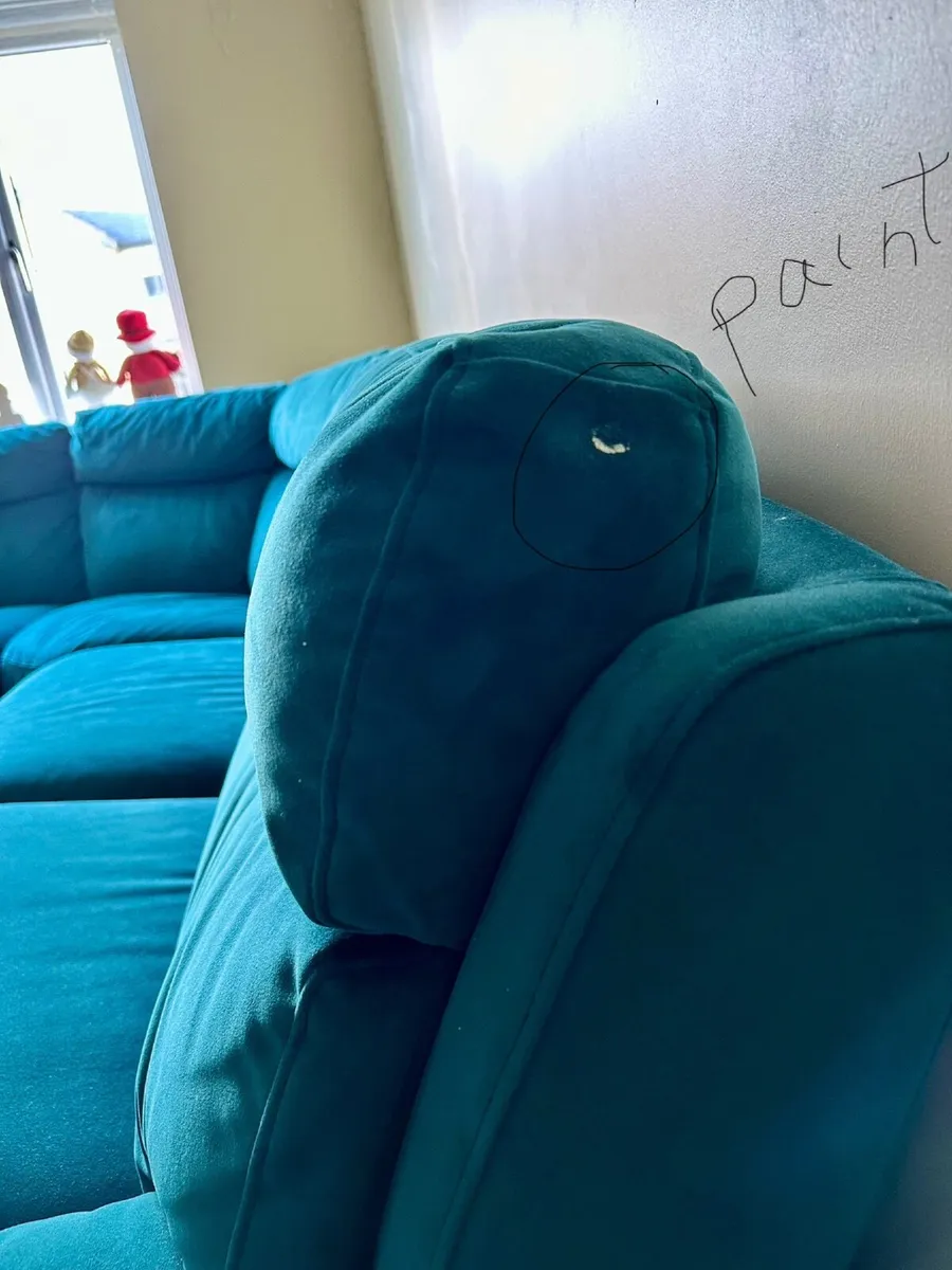 Furniture/Power Recliner Corner Sofa - Image 3