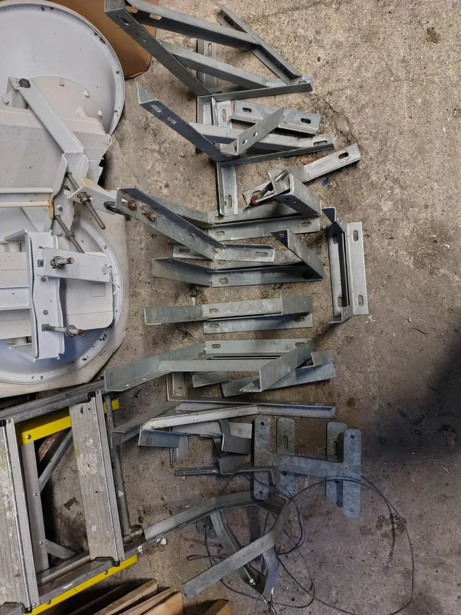 Pole Brackets - Image 1