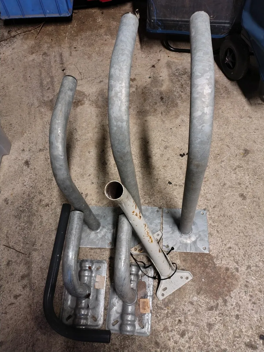 Pole Brackets - Image 3