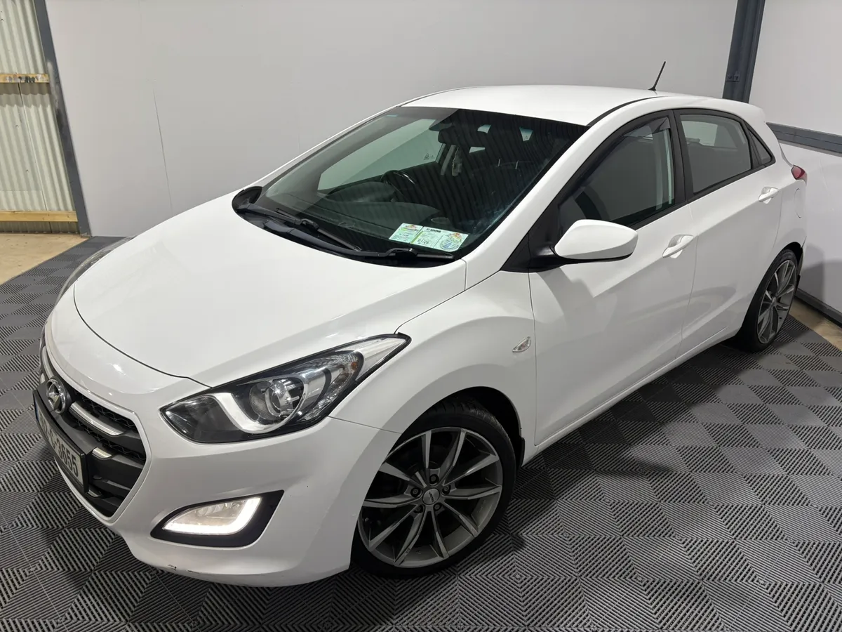 2016 Hyundai i30 Classic 1.4 CRDi - Image 4