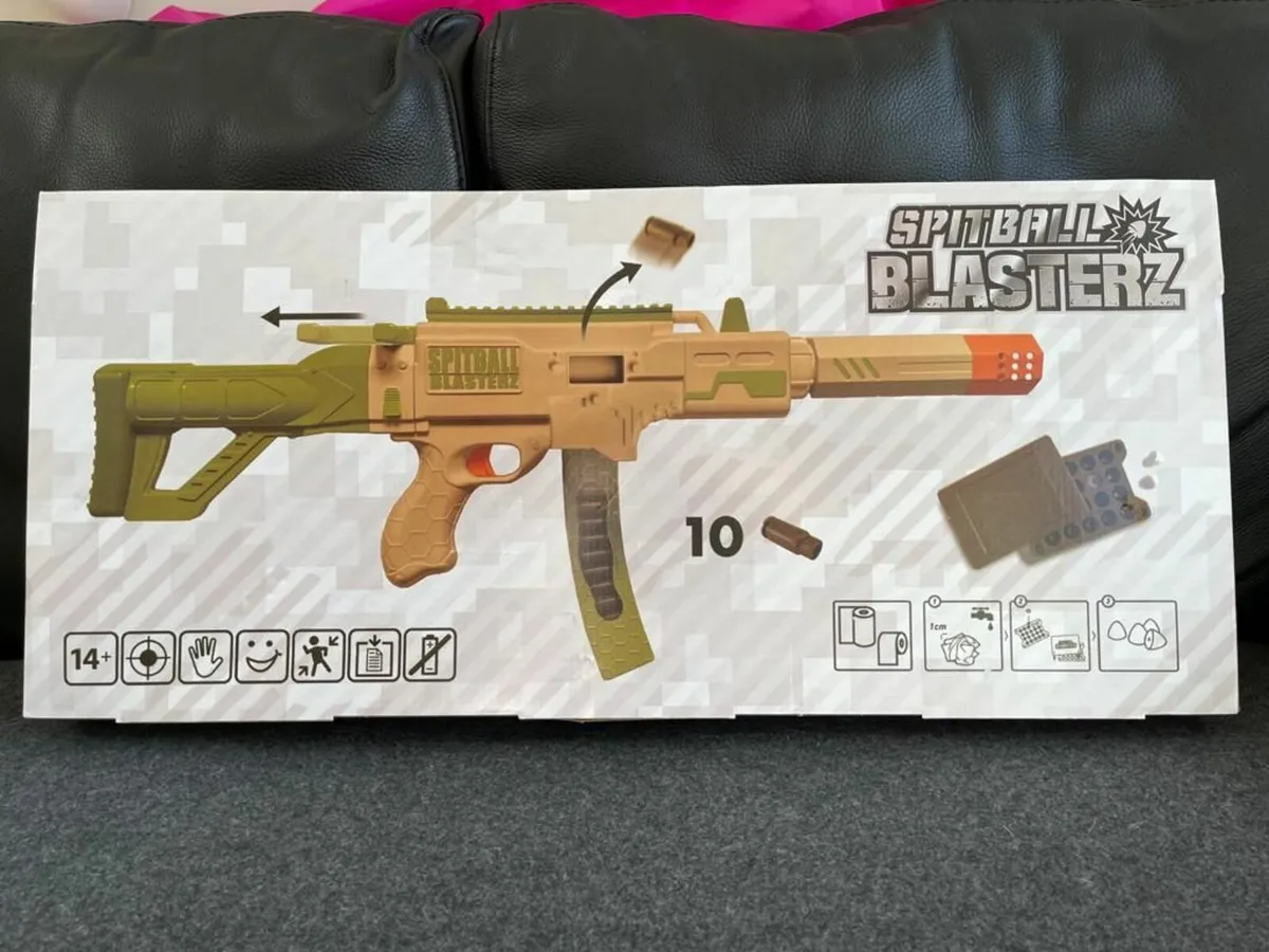 Toy guns with paper pellets - Image 3