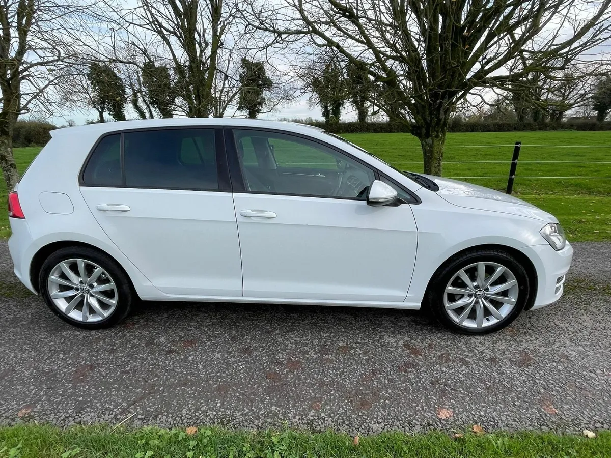 Volkswagen Golf Highline 2014 - Image 2