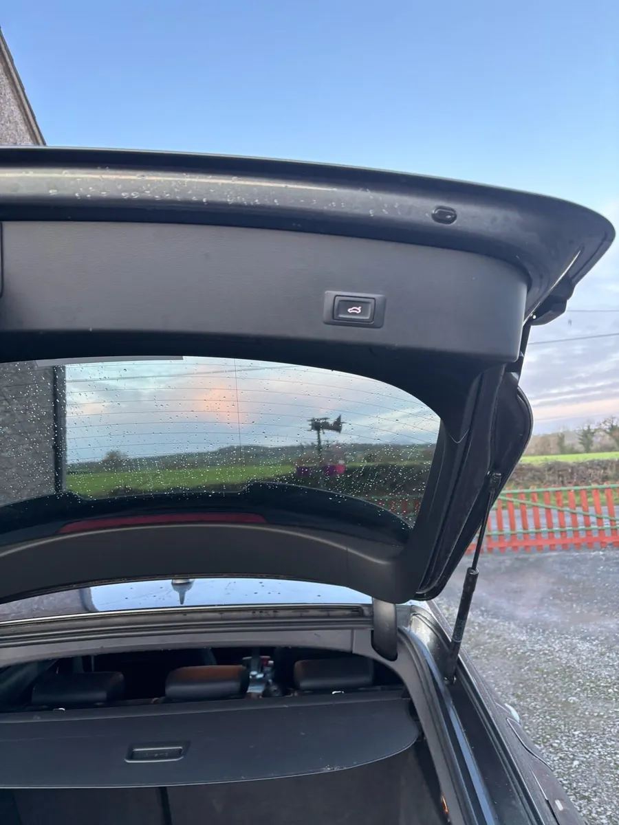 2016 Audi A6 2.0TDI Avant S-line  black-Ed Quattro - Image 4