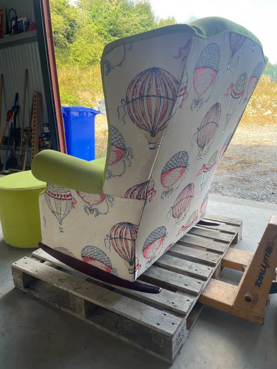 **FREE**Rocking chair - Image 3