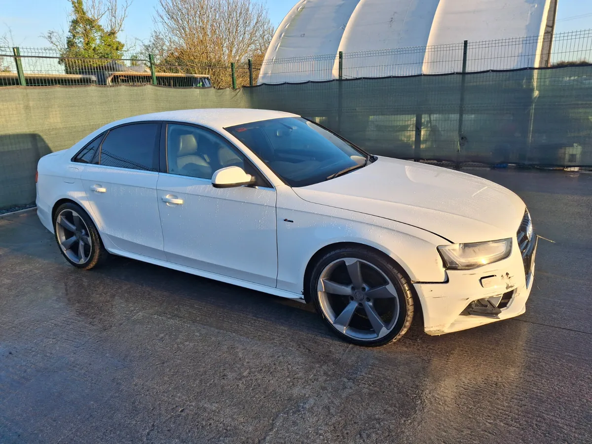2013 Audi A4  S -Line  2.0 TDI - Image 2
