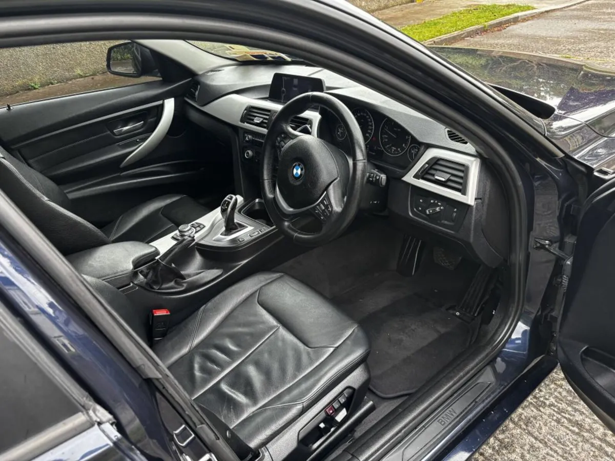 BMW 3-Series 2013 - Image 3