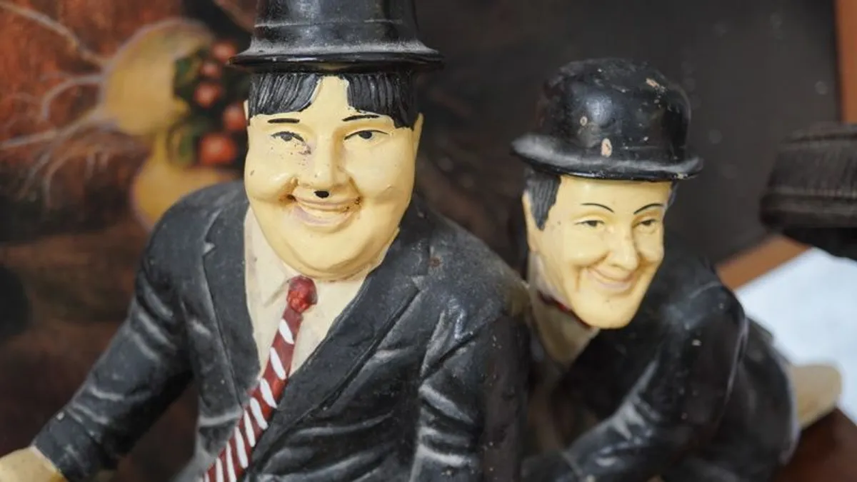 Laurel & Hardy Motorcycle Figurine - Image 3