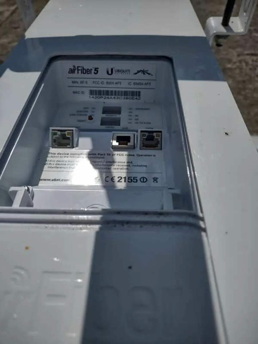 5GHz duplex Ubiquity antennas - Image 1