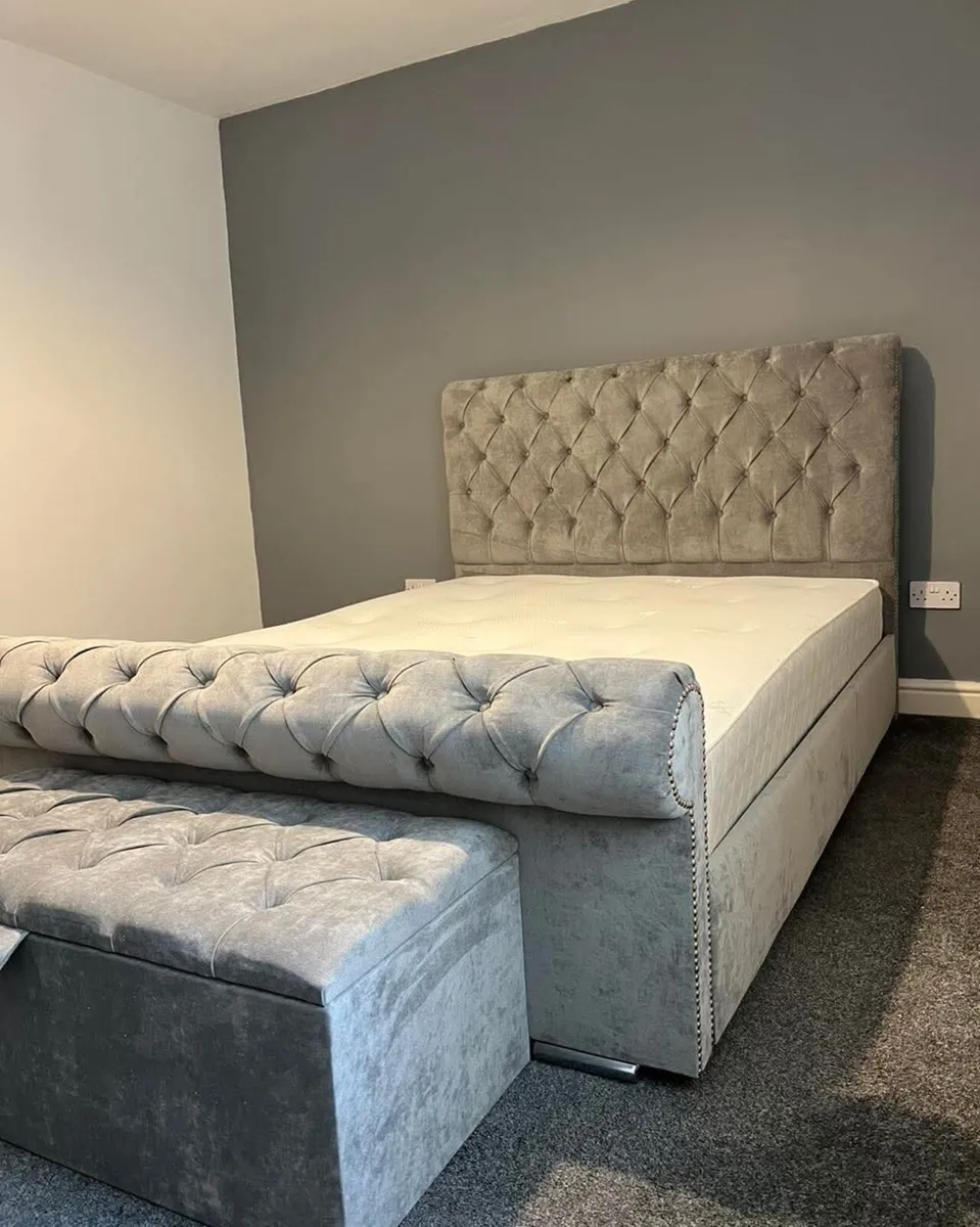 Double/ King Size Bed Frame With Mattress - Image 4