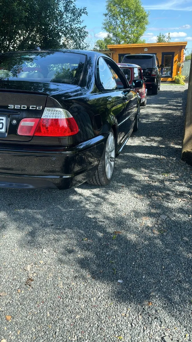 BMW 3-Series 2004 - Image 3