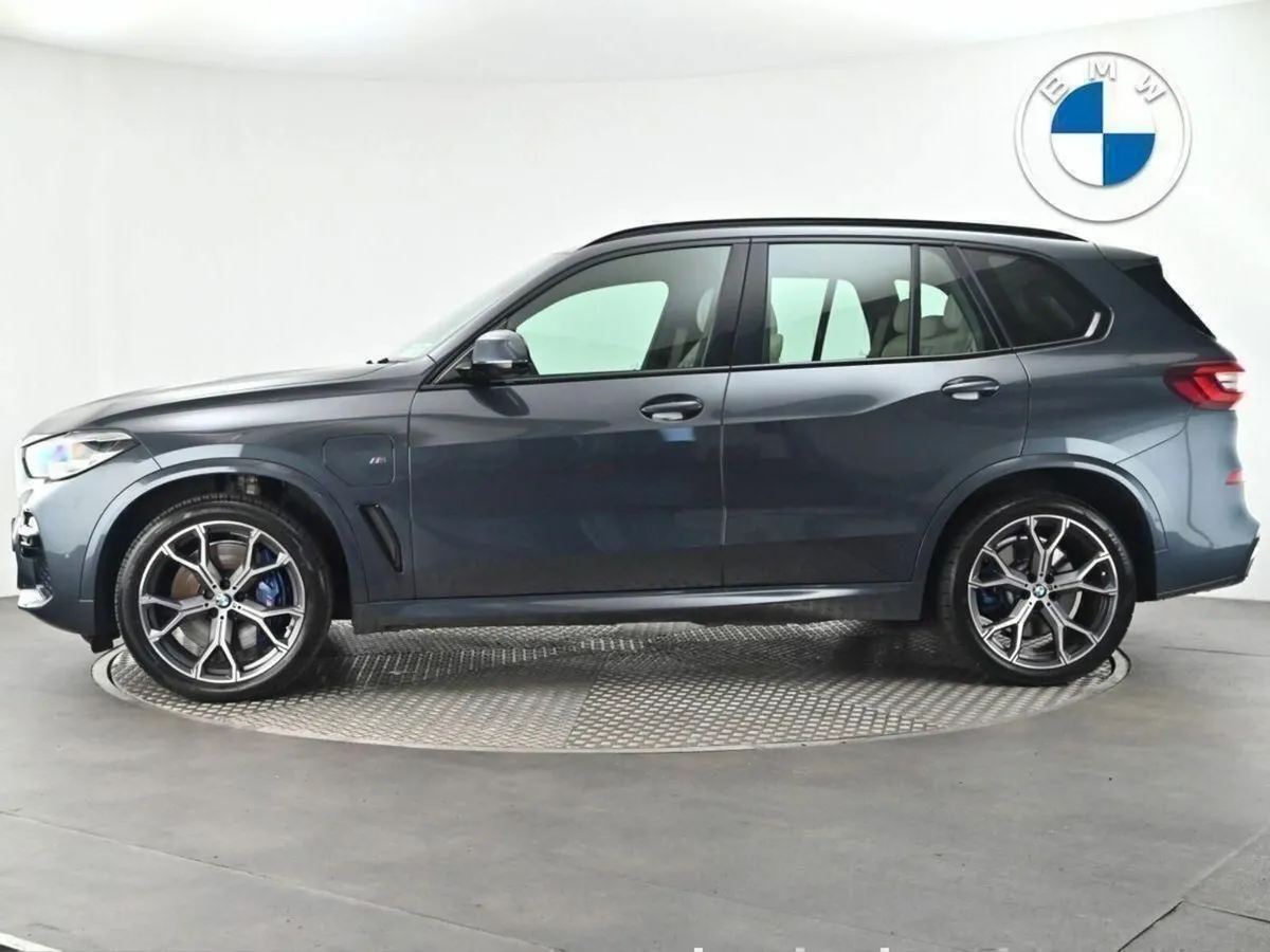 BMW X5 xDrive45e M Sport - Image 3