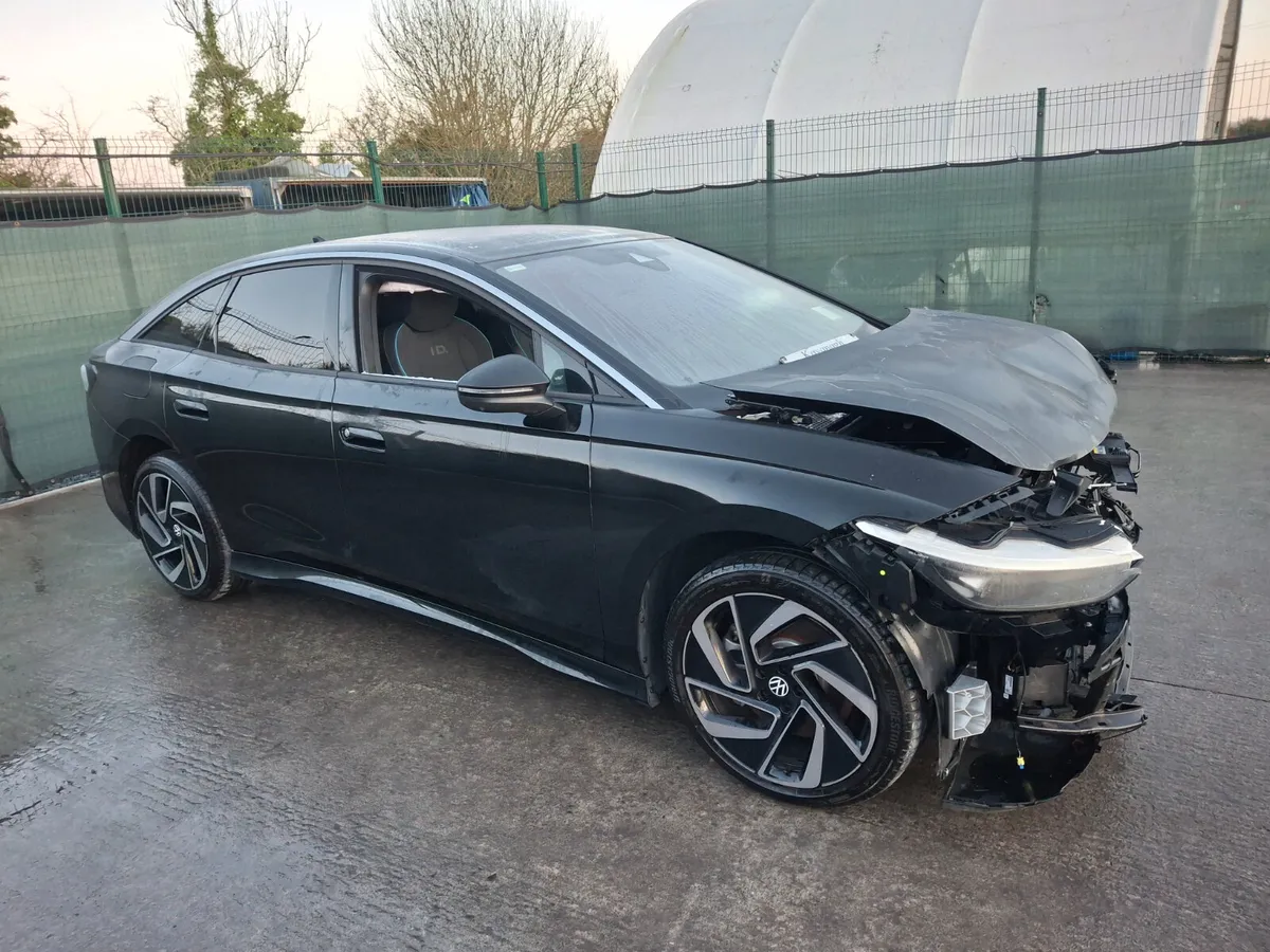 241 Volkswagen ID7  Pro mi  EV 14km  Automatic - Image 1