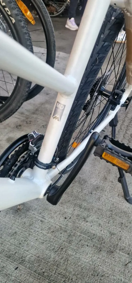 Ladies bicycle - Image 3