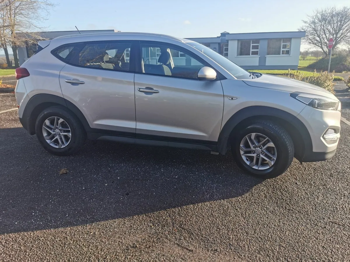 Hyundai Tucson 2016 - Image 2