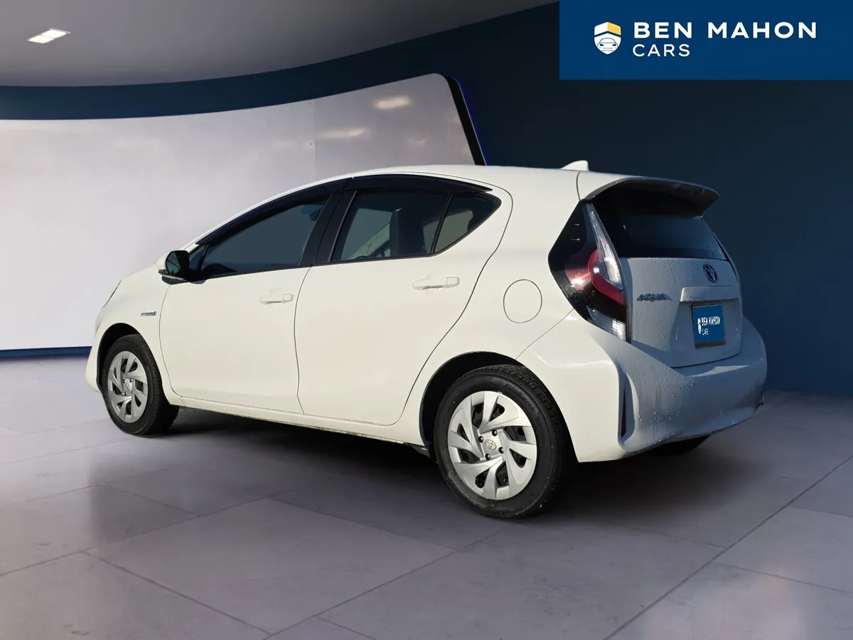 Toyota Aqua Hybrid Automatic - Image 3